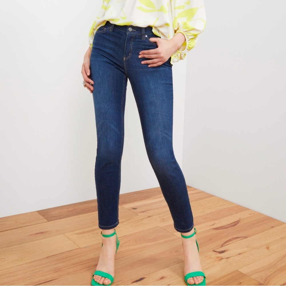 Two by Vince Camuto Dark Blue Denim Jeans